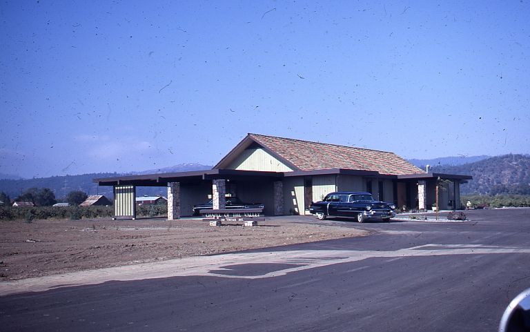Chapel of the Valley, 1967